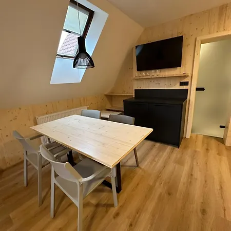 Casa de hóspedes A Restaurace Pod Sjezdovkou