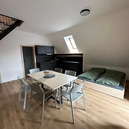 Casa de hóspedes A Restaurace Pod Sjezdovkou 3*