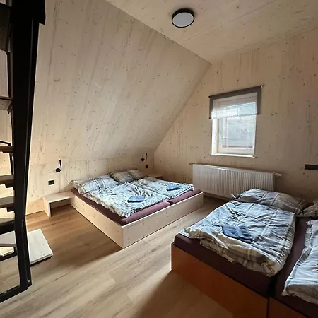 A Restaurace Pod Sjezdovkou 3* Cenkovice
