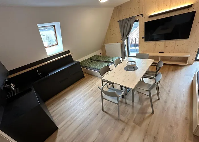 A Restaurace Pod Sjezdovkou Maison d'hôtes