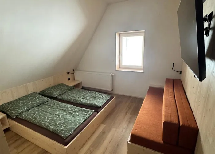 A Restaurace Pod Sjezdovkou Maison d'hôtes *
